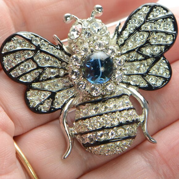 Vintage Kenneth Jay Lane KJL Enamel & Crystal Bee Pin Brooch - Picture 2 of 6